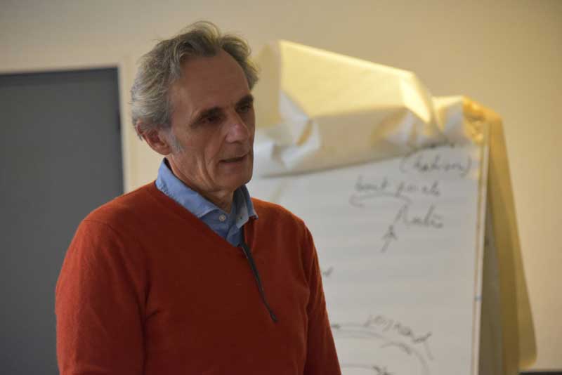 La relation au coeur de l’hypnose. Editorial du Dr Julien Betbèze La relation au coeur de l’hypnose. Editorial du Dr Julien Betbèze