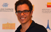 Théo CHAUMEIL, Kinésithérapeute et Praticien en Hypnose. Chargé de Formation à Paris et Marseille Théo CHAUMEIL, Kinésithérapeute et Praticien en Hypnose. Chargé de Formation à Paris et Marseille