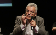 Aide à l'accouchement: une hypnose extemporanée. Aide à l'accouchement: une hypnose extemporanée.